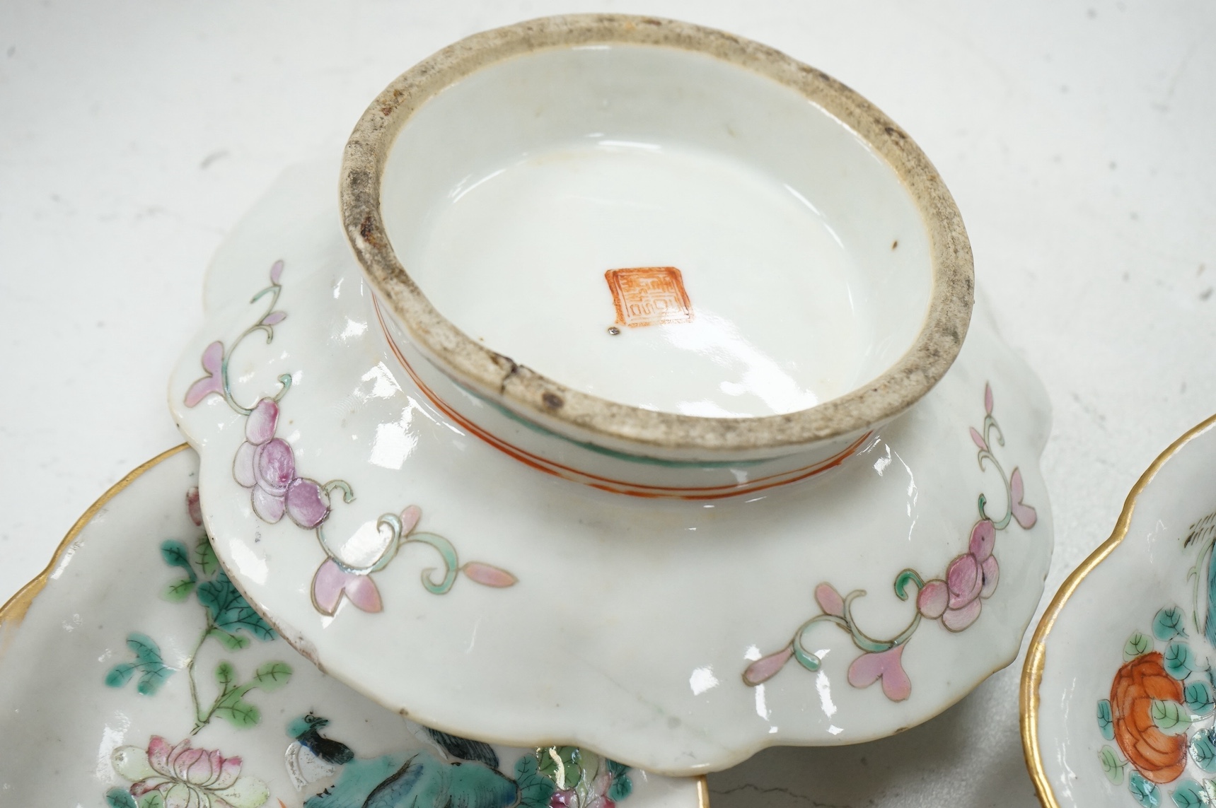 Four graduated Chinese famille rose dishes, late 19th century, largest, 16cm diameter. Condition - glazing flaws, otherwise good